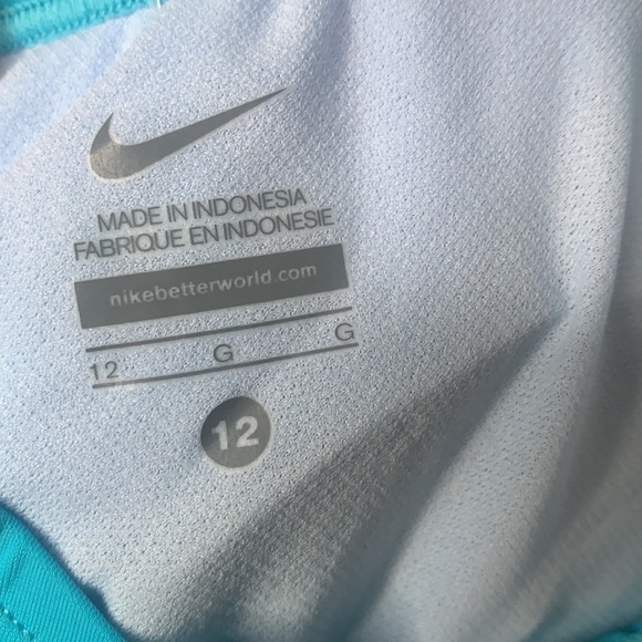 NEW Nike women’s One piece bathing swimsuit size 12 - Picture 5 of 8